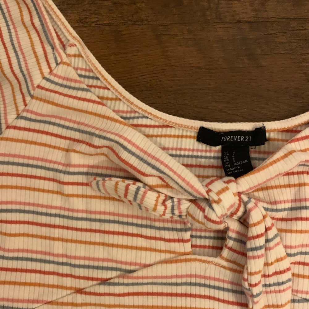 Forever 21 top - Picture 2 of 3